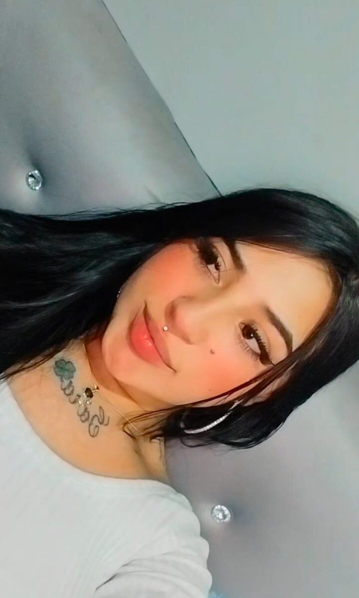 Thiana_Rosse_