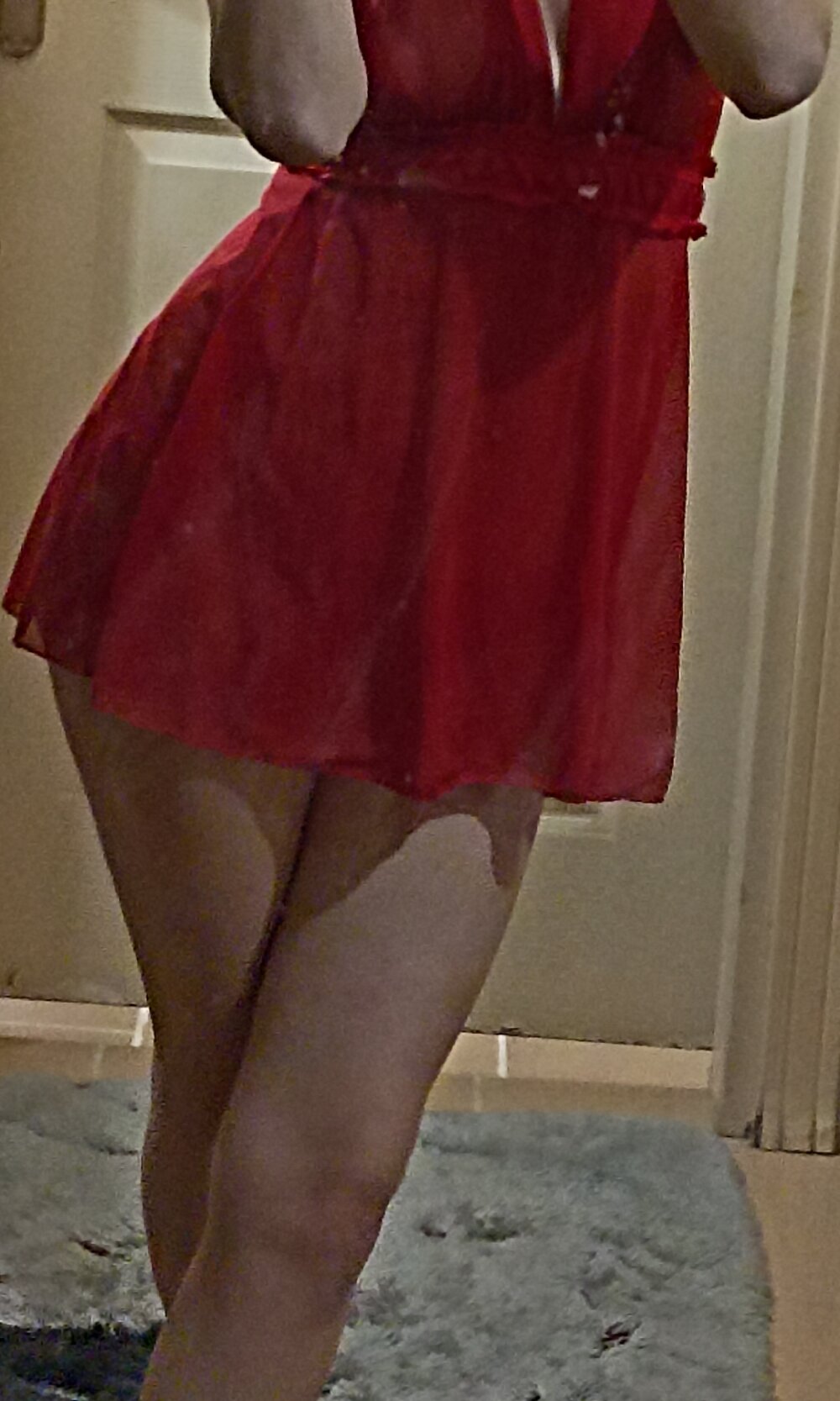 Tiny_Horny_Girl