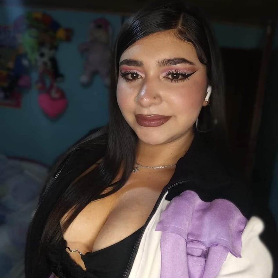 Vanessa_pink10