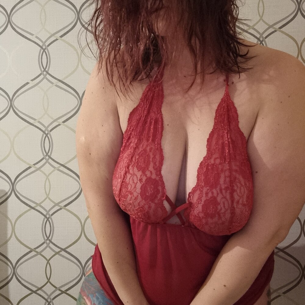 Velvet_Demi_XO