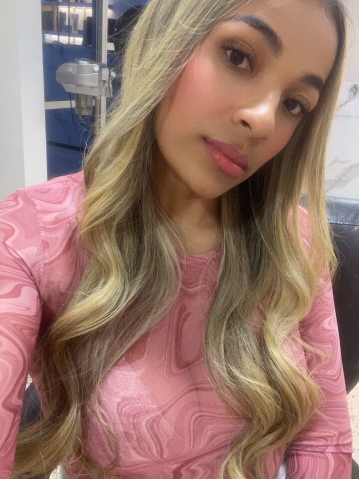 VeronicaBreeze_Hot