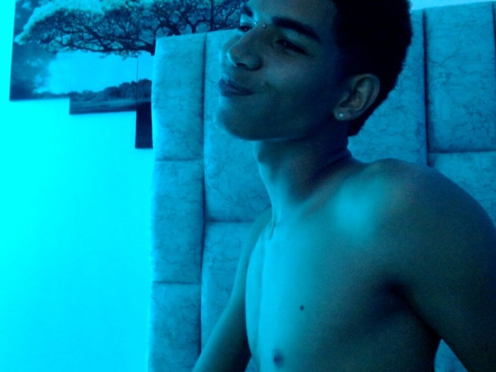 YisusDEMONHot07