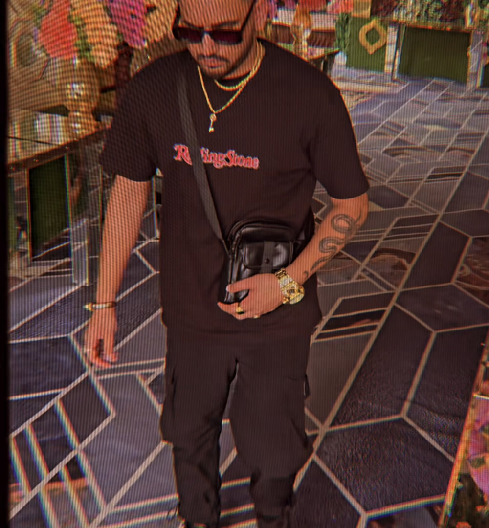 Yourdesiboy11