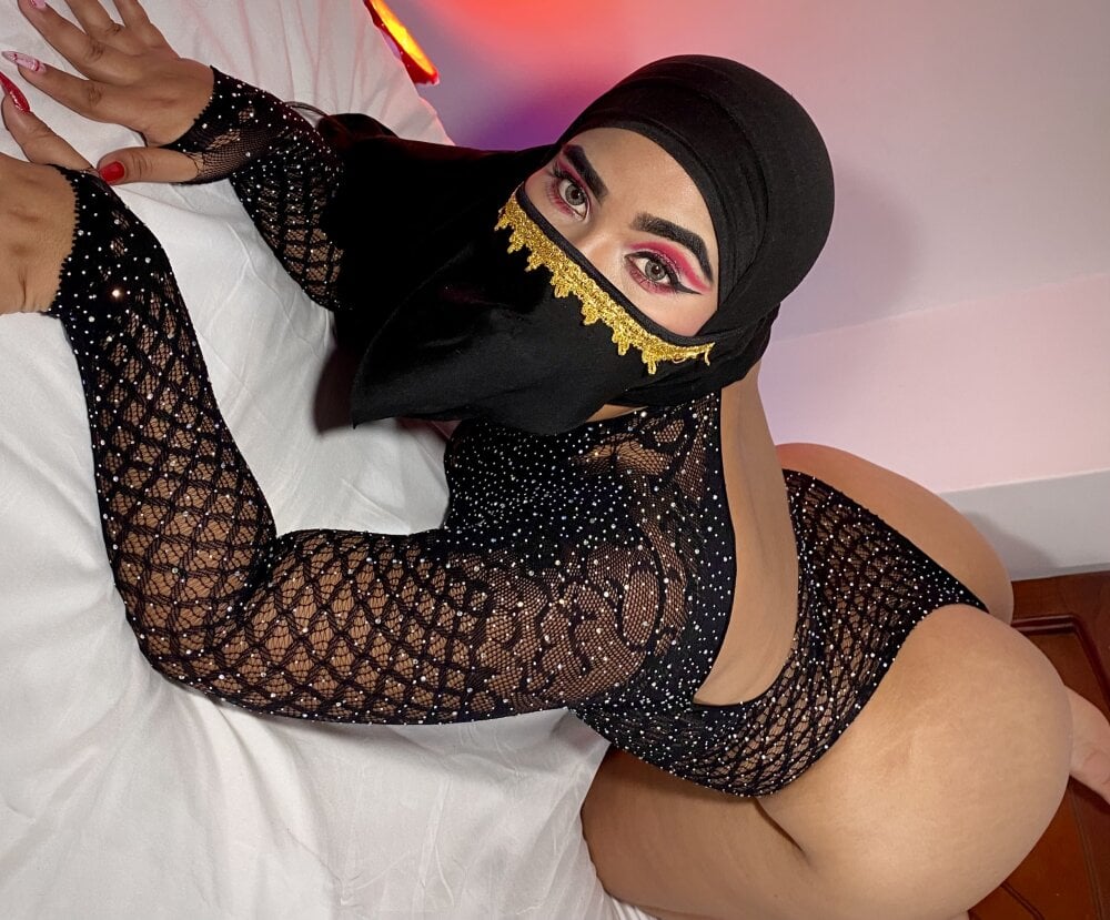Zafira_Habibi