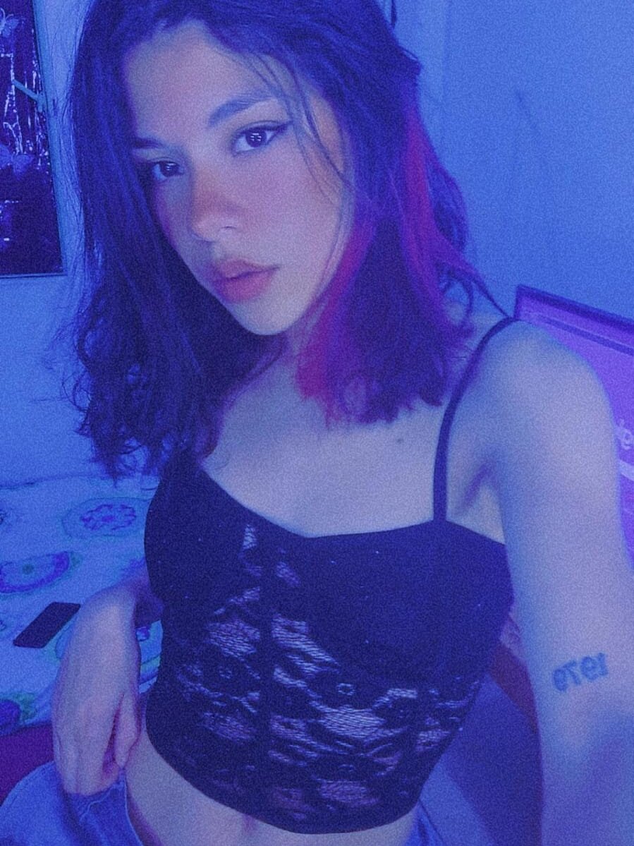 _Holli_Would