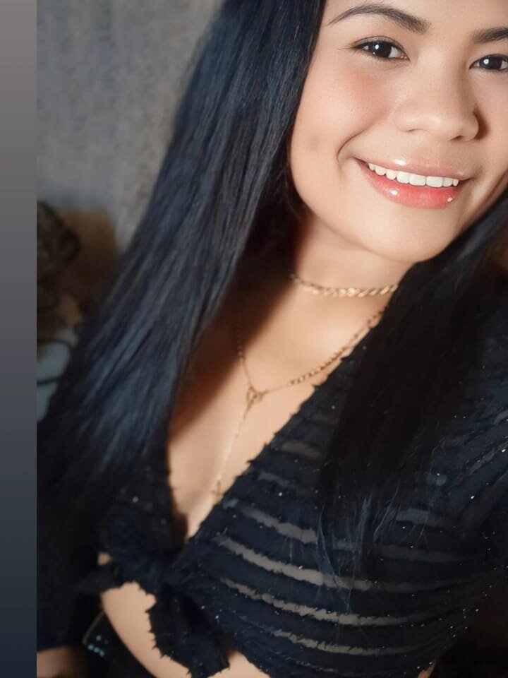 _emili_jones_1