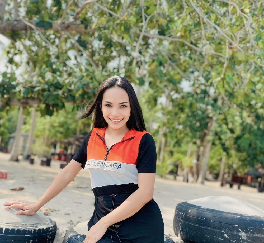 _peachesx_