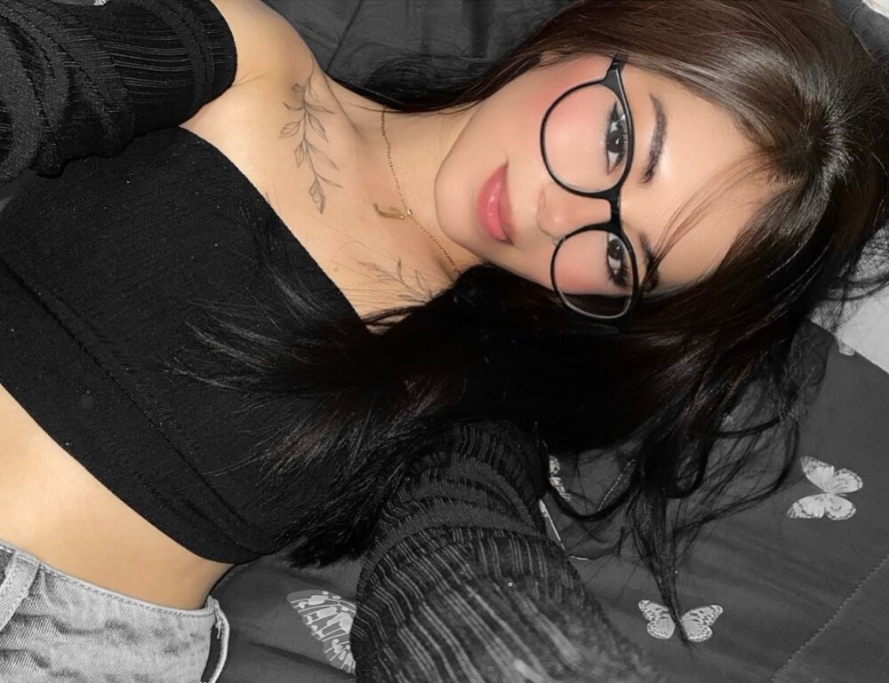 _scarlett_joness