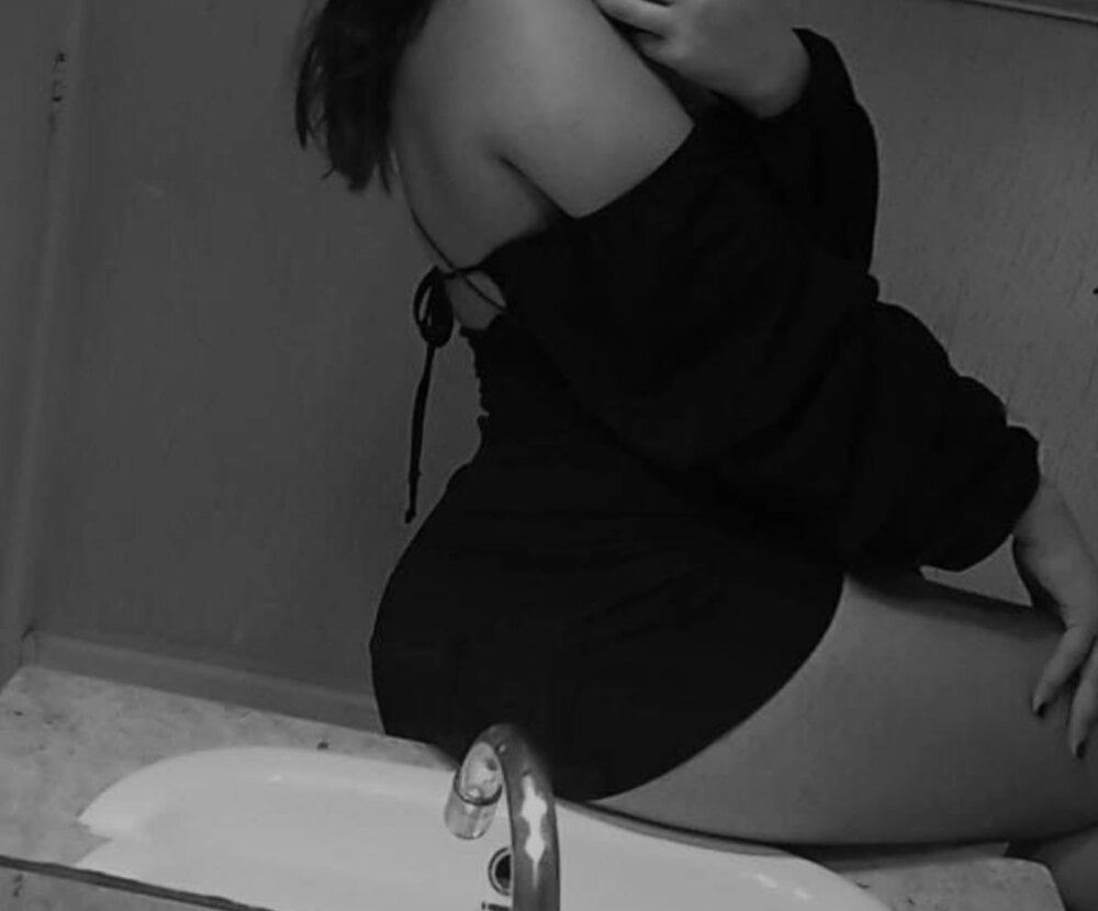 alaina_25cm