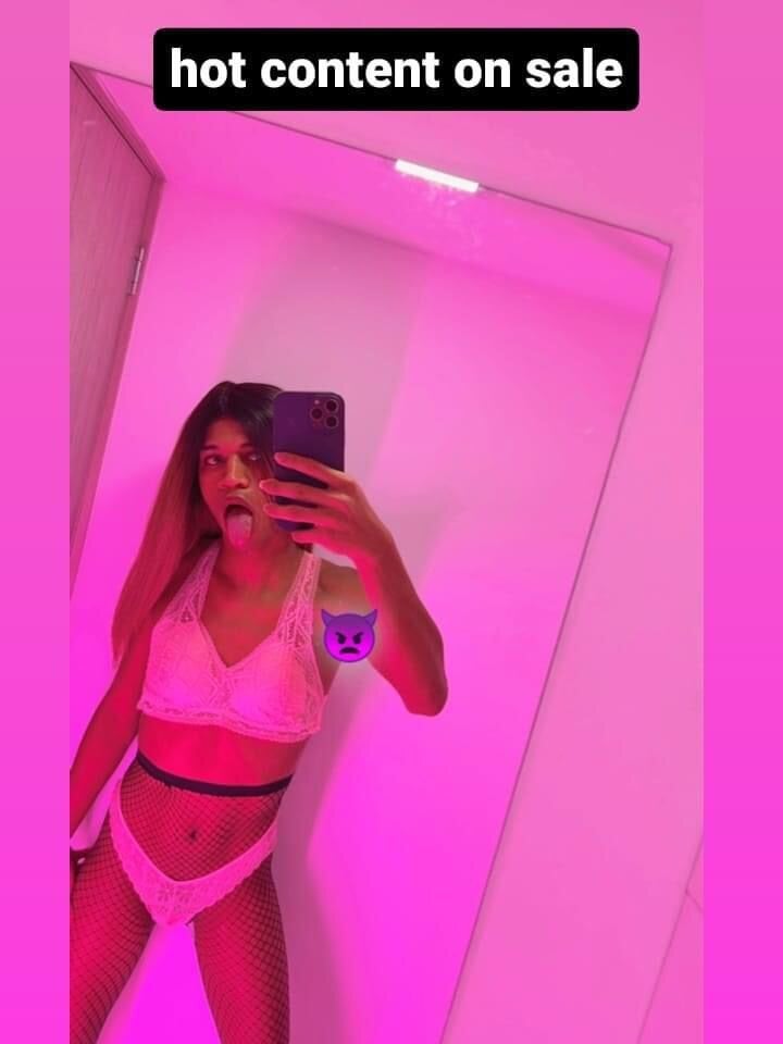 alejandra_Paris_