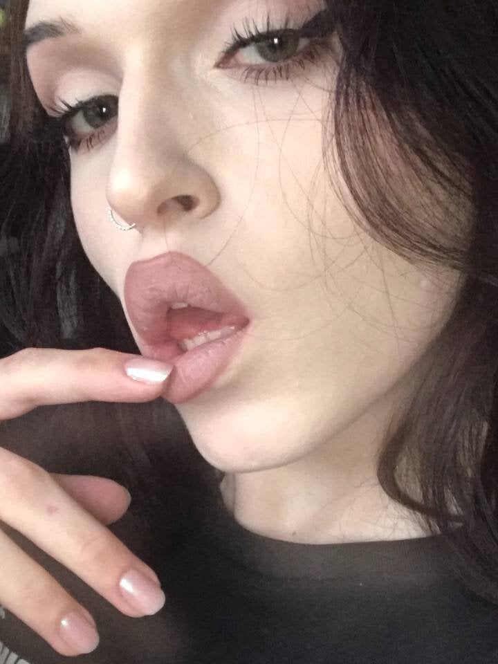 angel_wavee