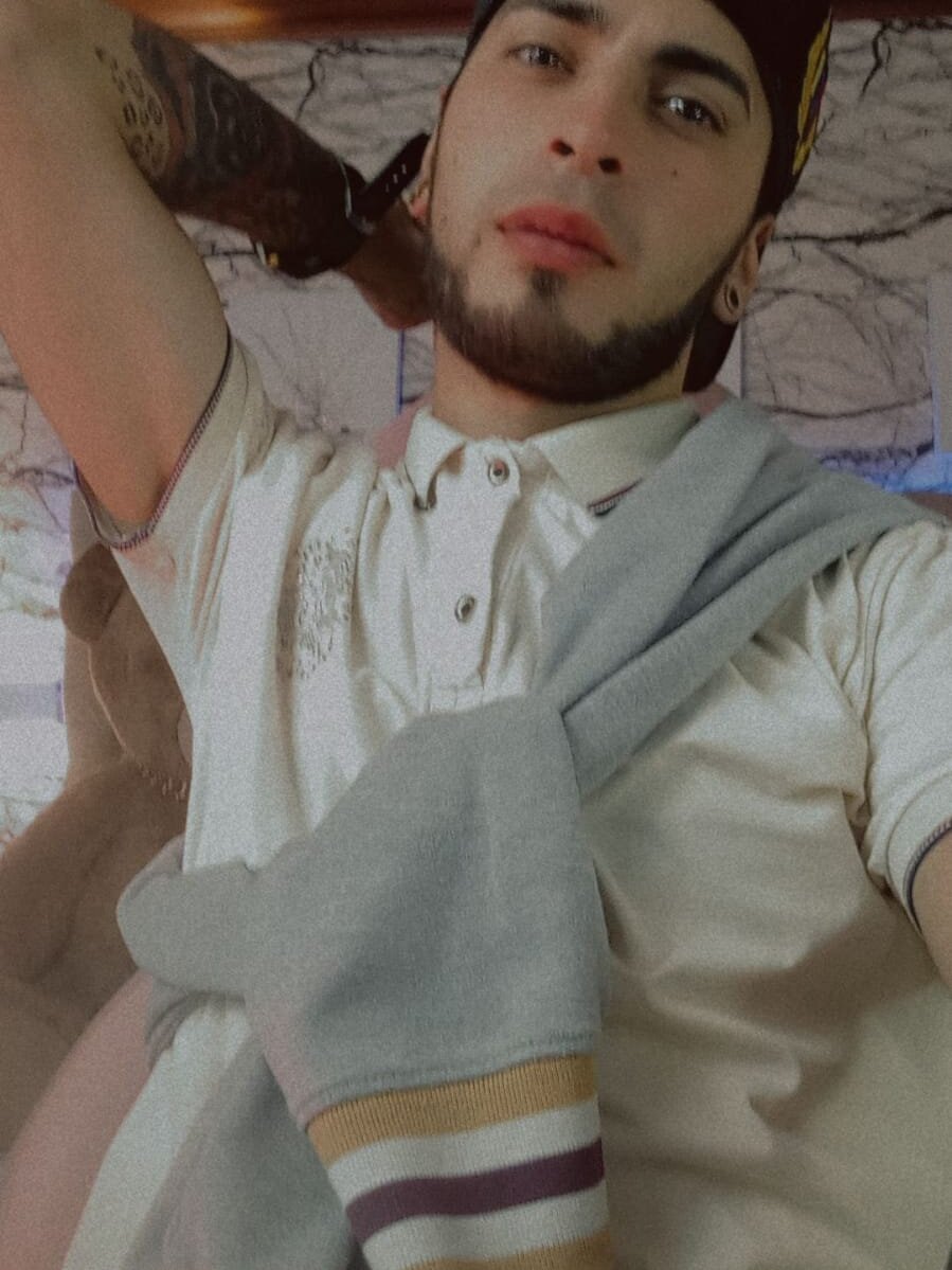 anubiis_hot