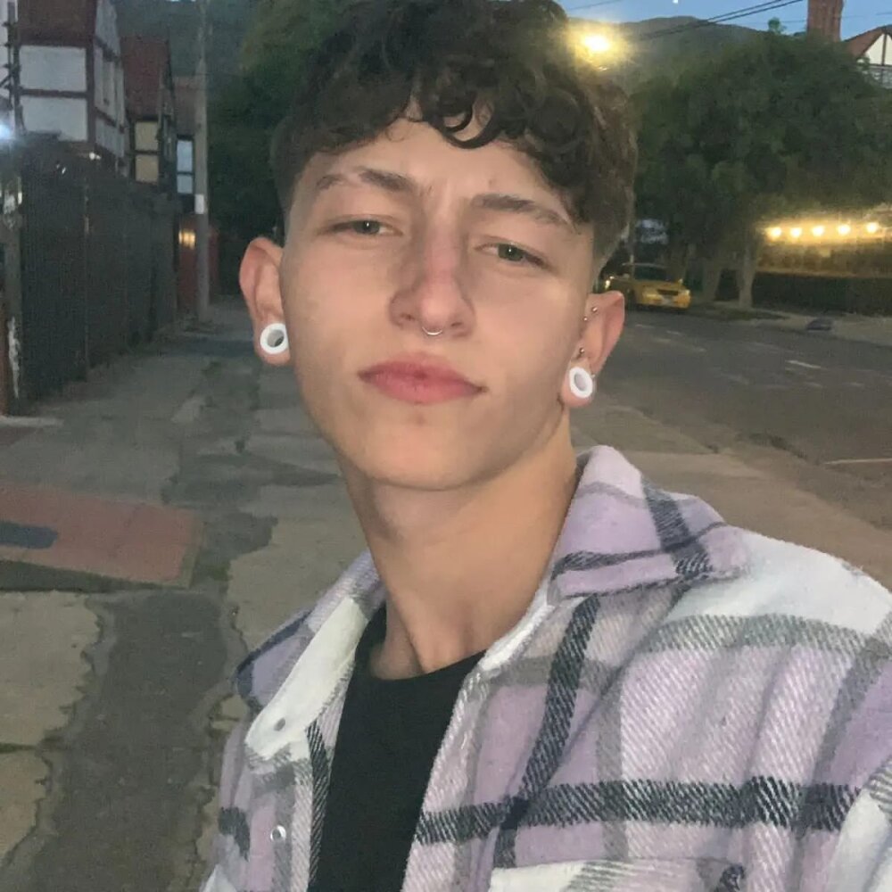 aron_tay11