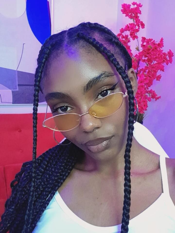asha_zuri_t