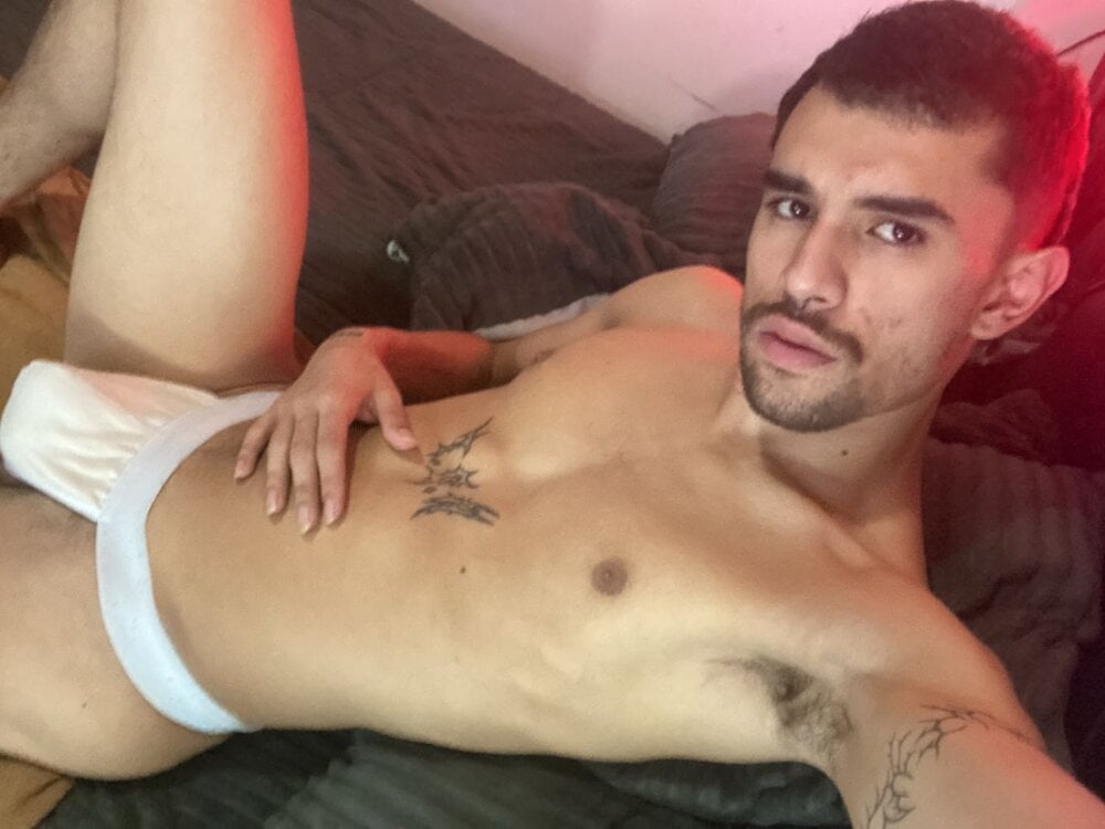 baretamaraHot