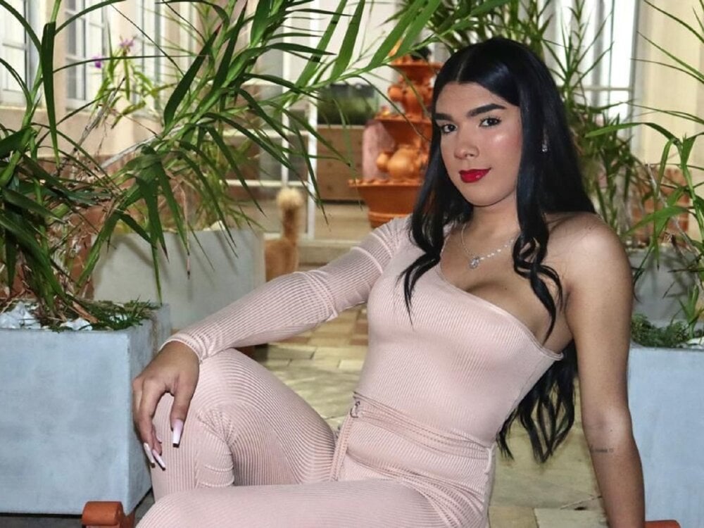 bigcockmiaainara20cm