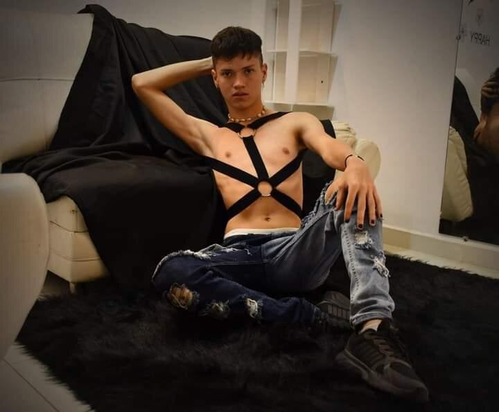 bigdick_latino