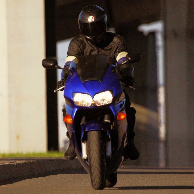 busa1422