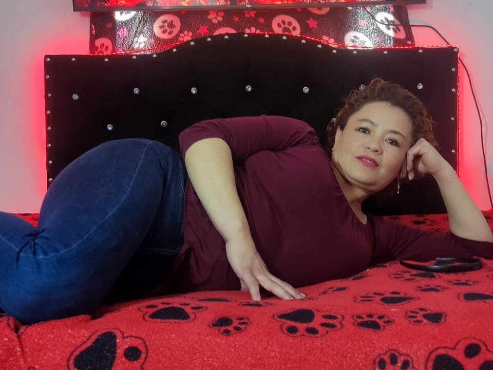 casandra23