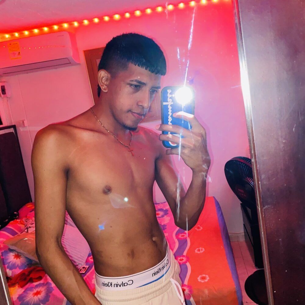 chico_latino16