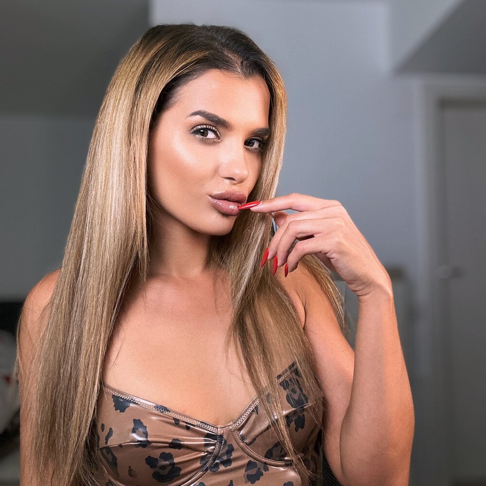 chloe_innocence