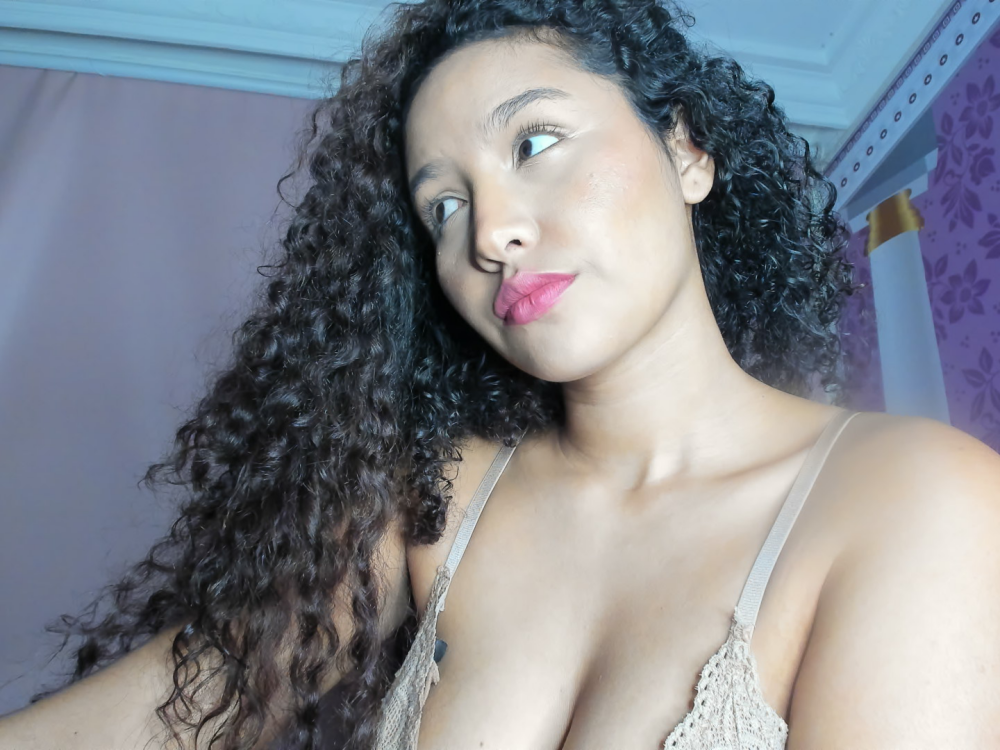cute_mia23