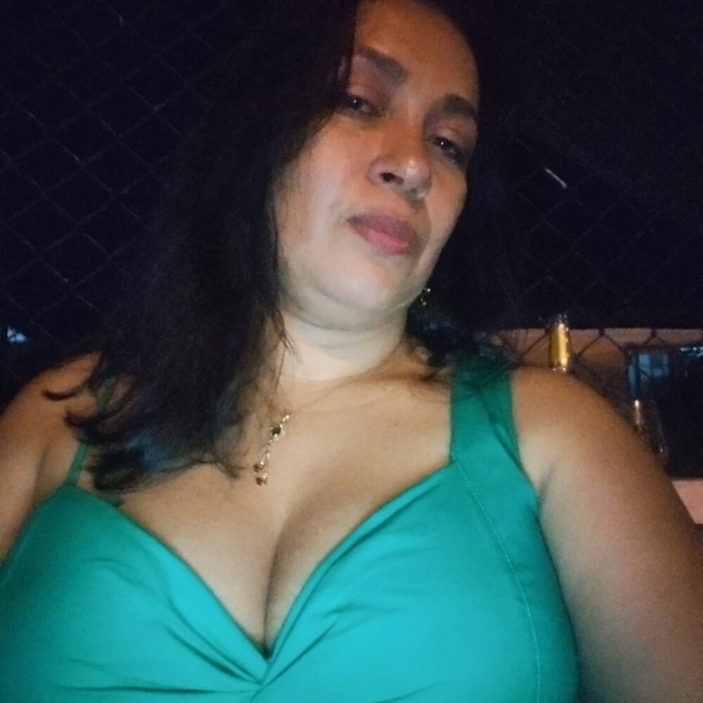 dayana_milf04