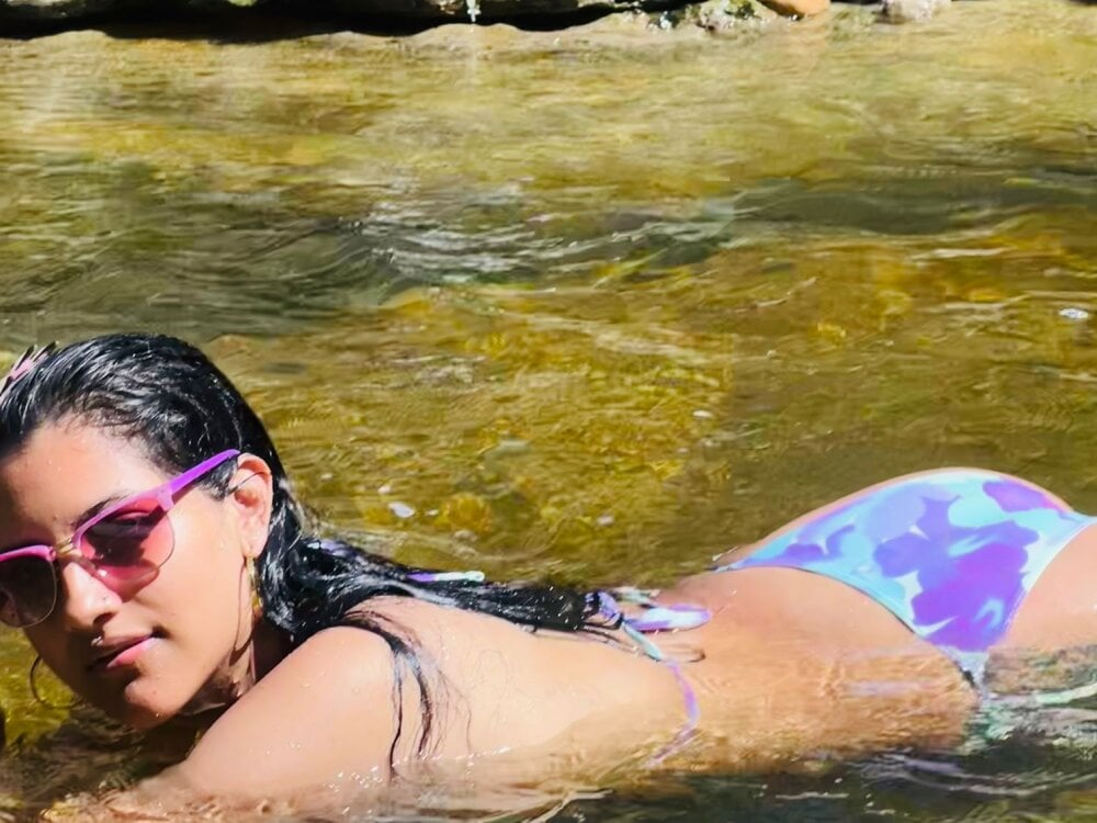 emilly_adamss