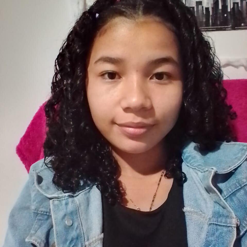 emma_thosom