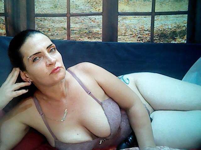 eroticjade4u
