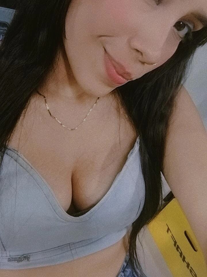 gatita_hot