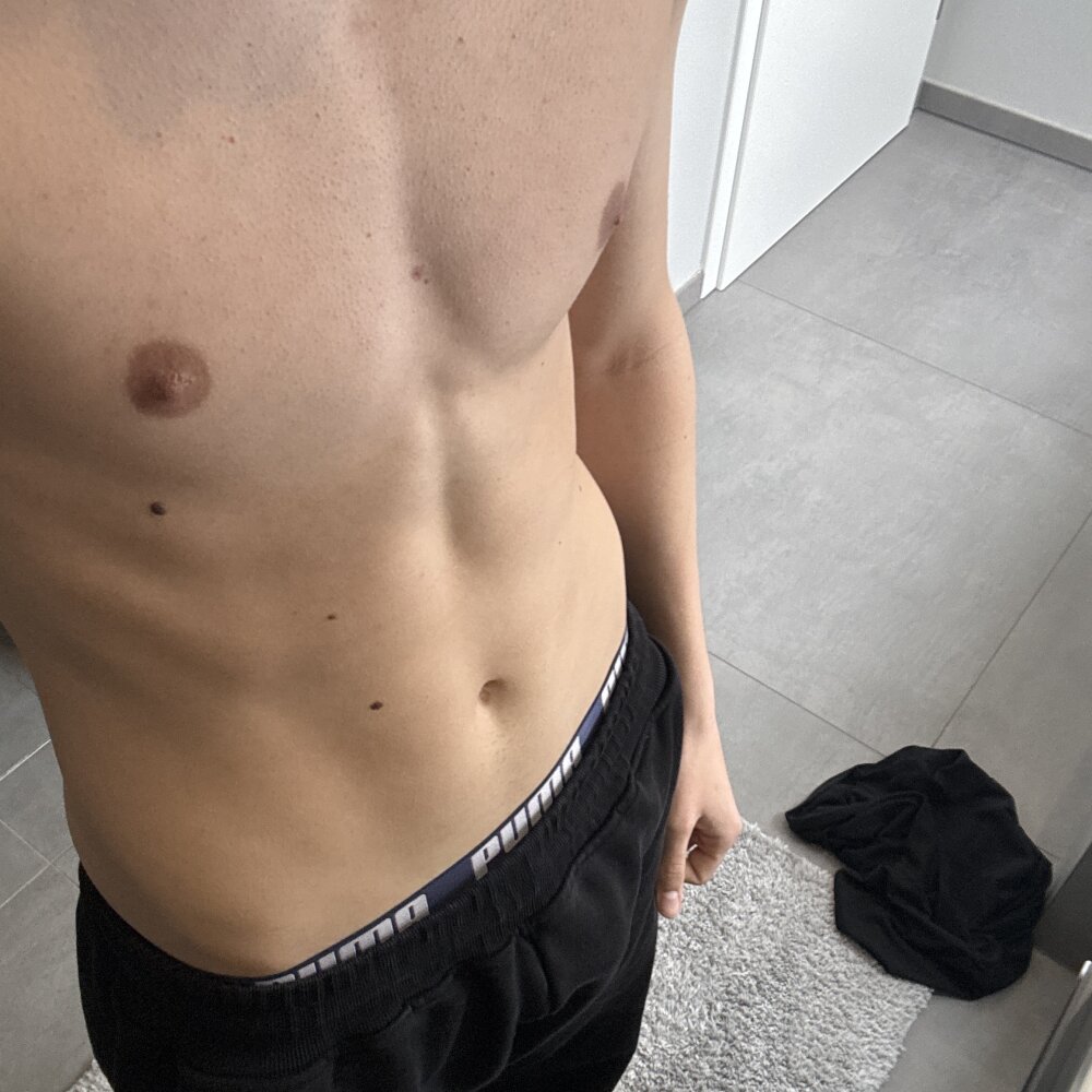 hornyteen1807