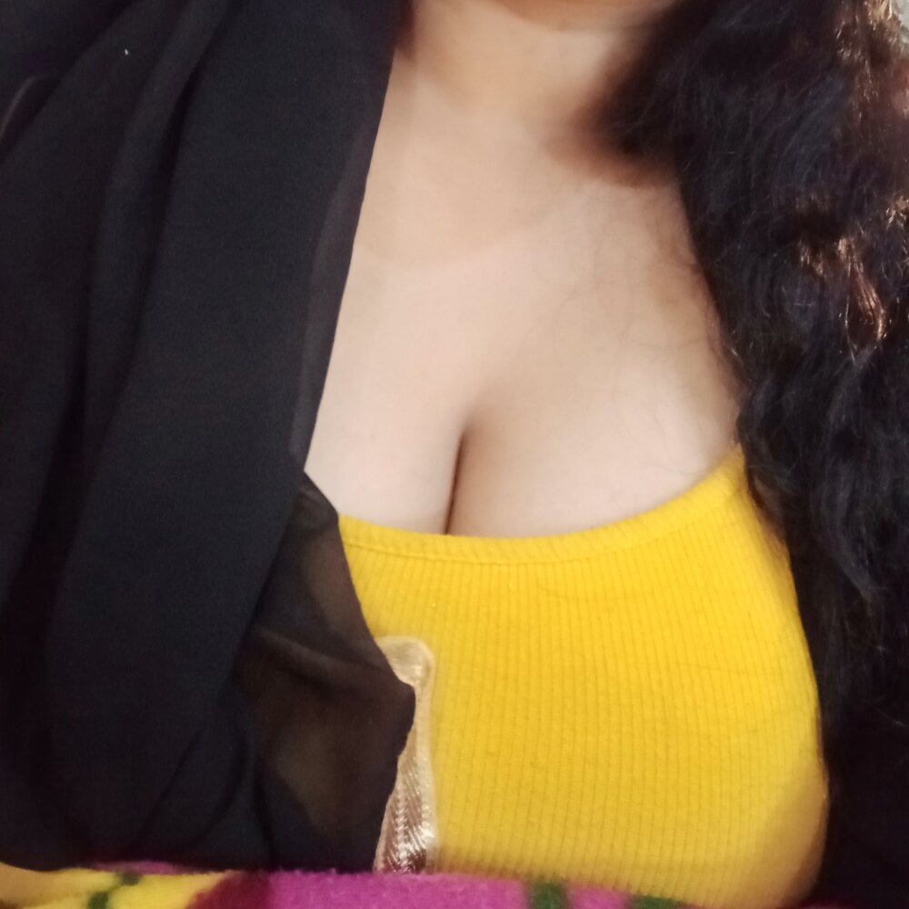 husn-ki-parii