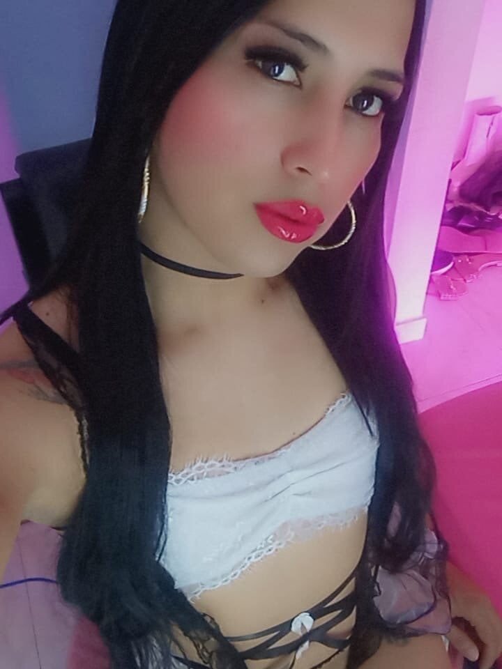 janetza-horny