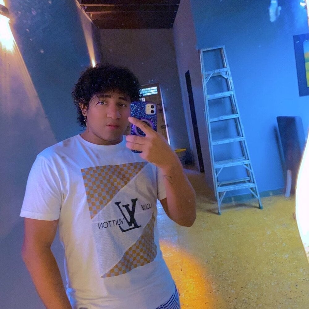 josepineda_hot_