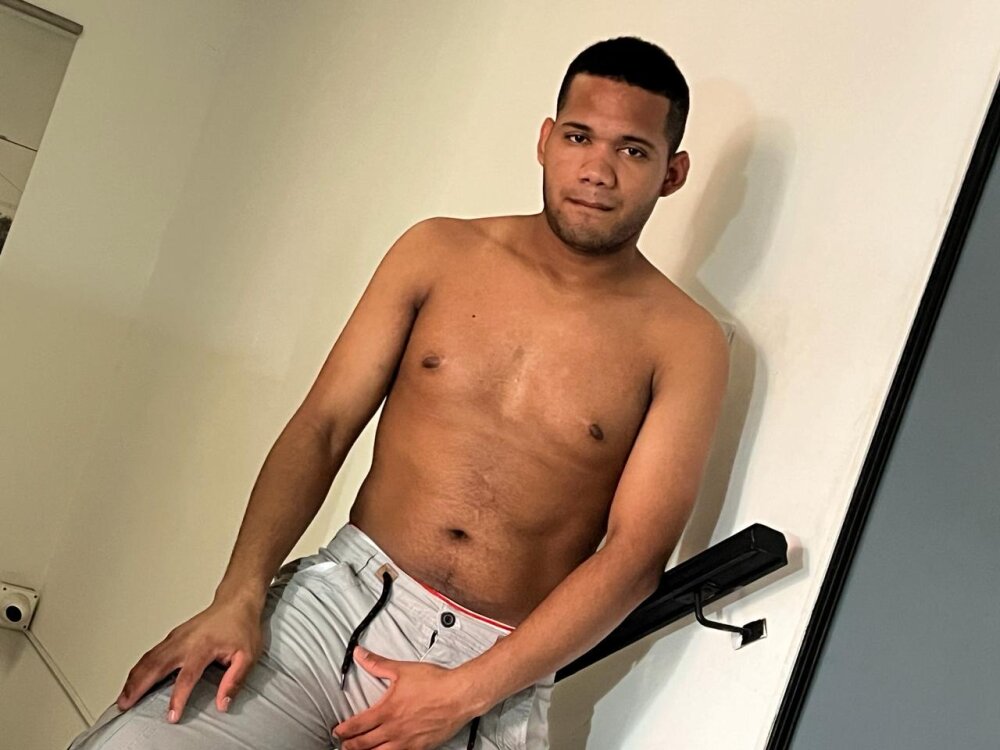 joss_bigcock