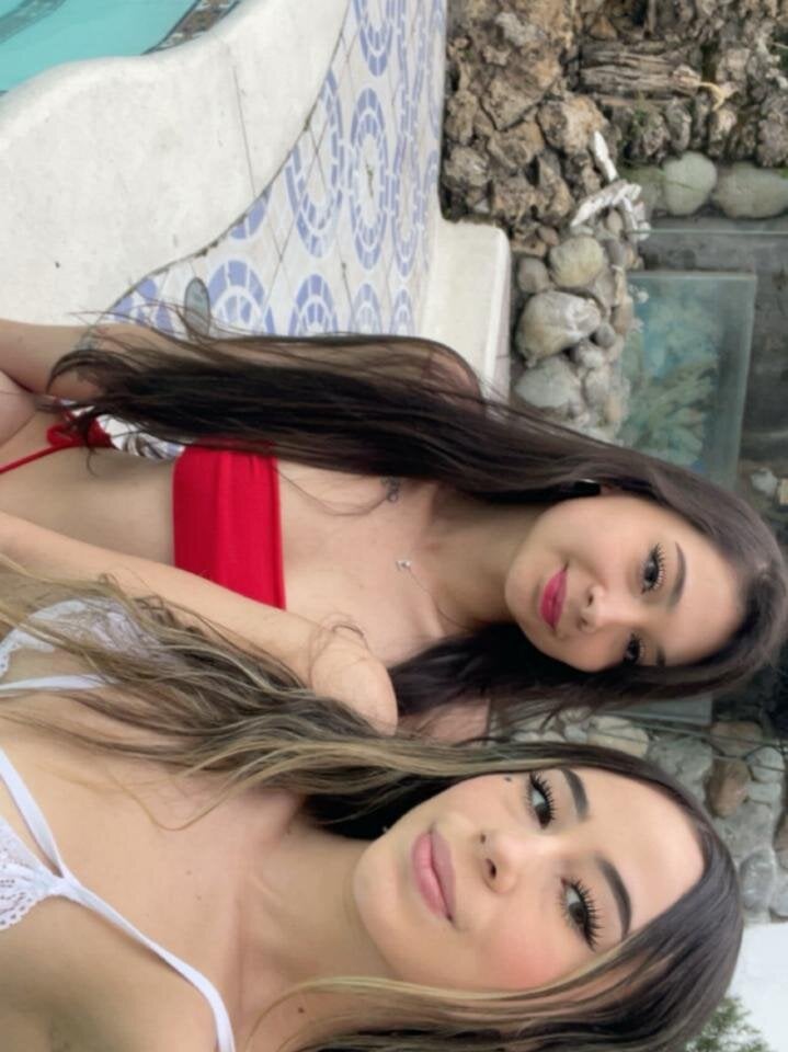 kiara_and_helen_
