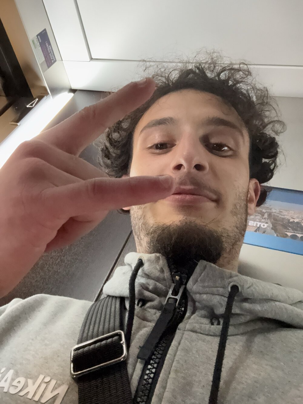 lagrossebite91100