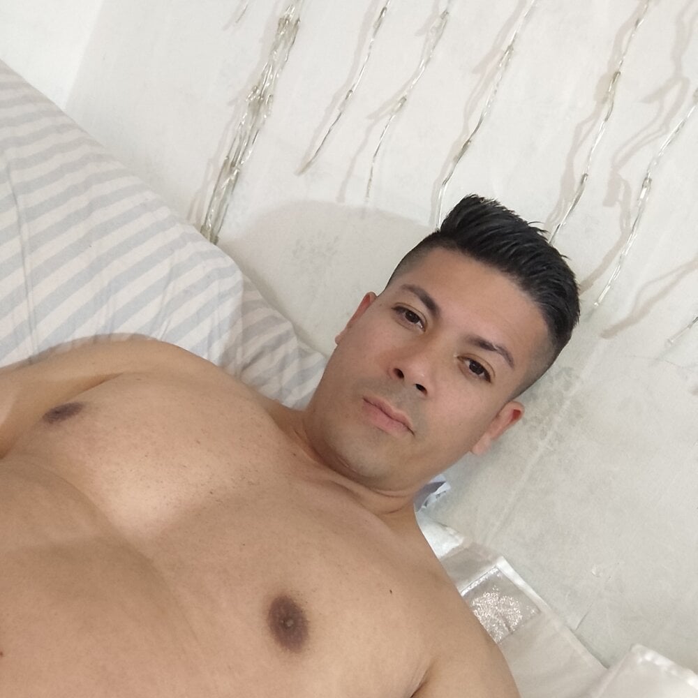 latinider33