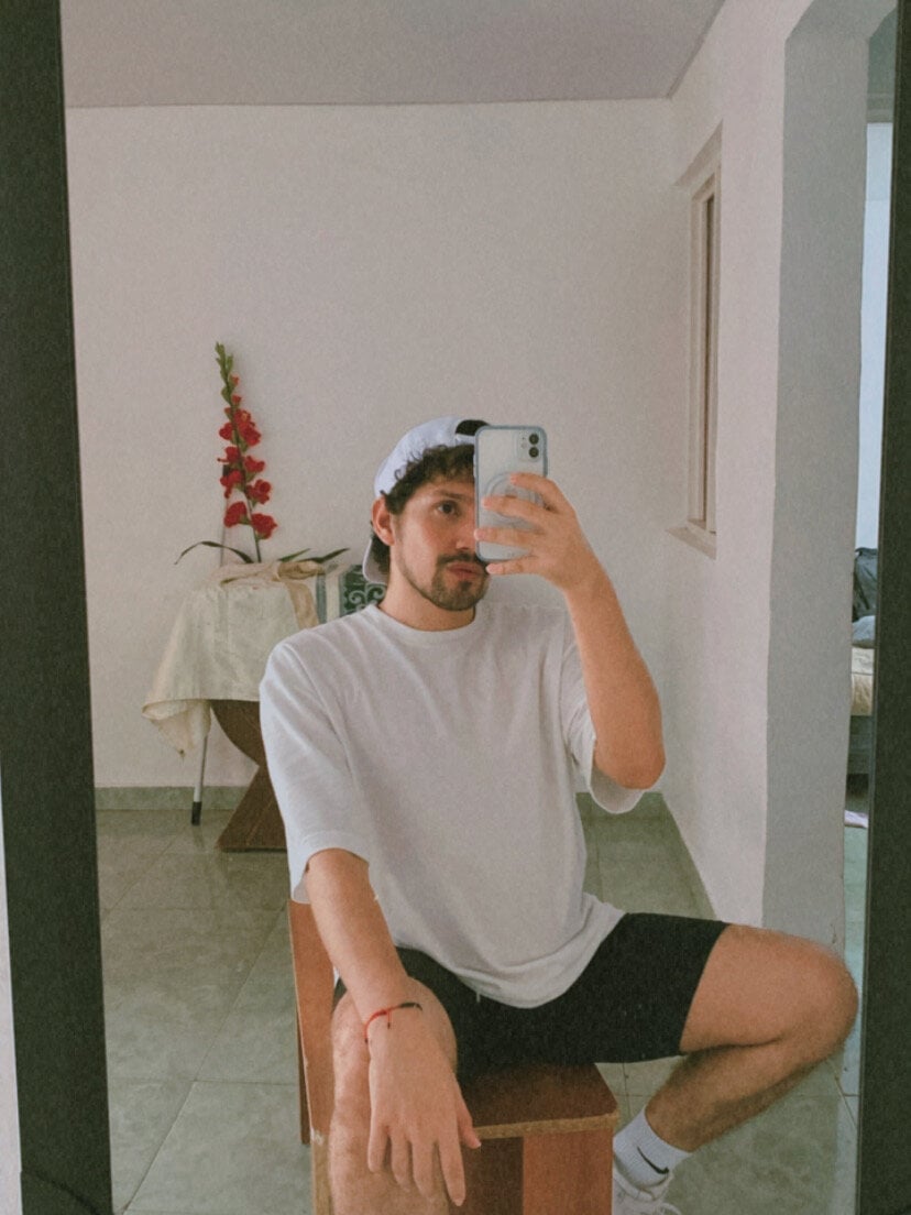 leo_gomz44
