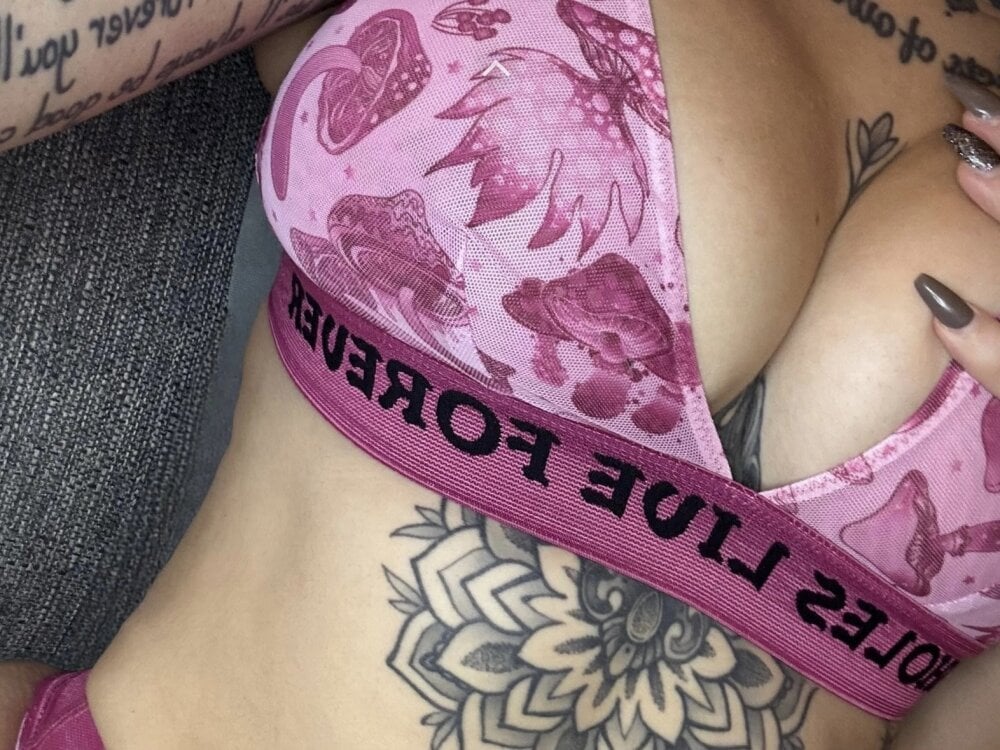 liltattedmamii