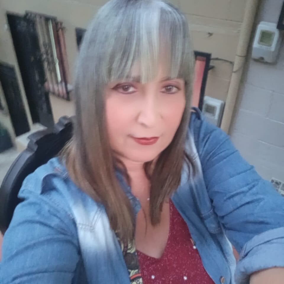 linda__mature