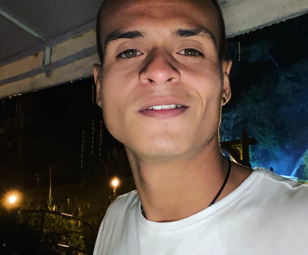 lobo_cock