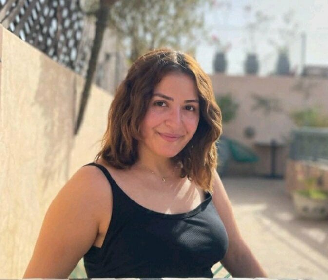 lola_layal