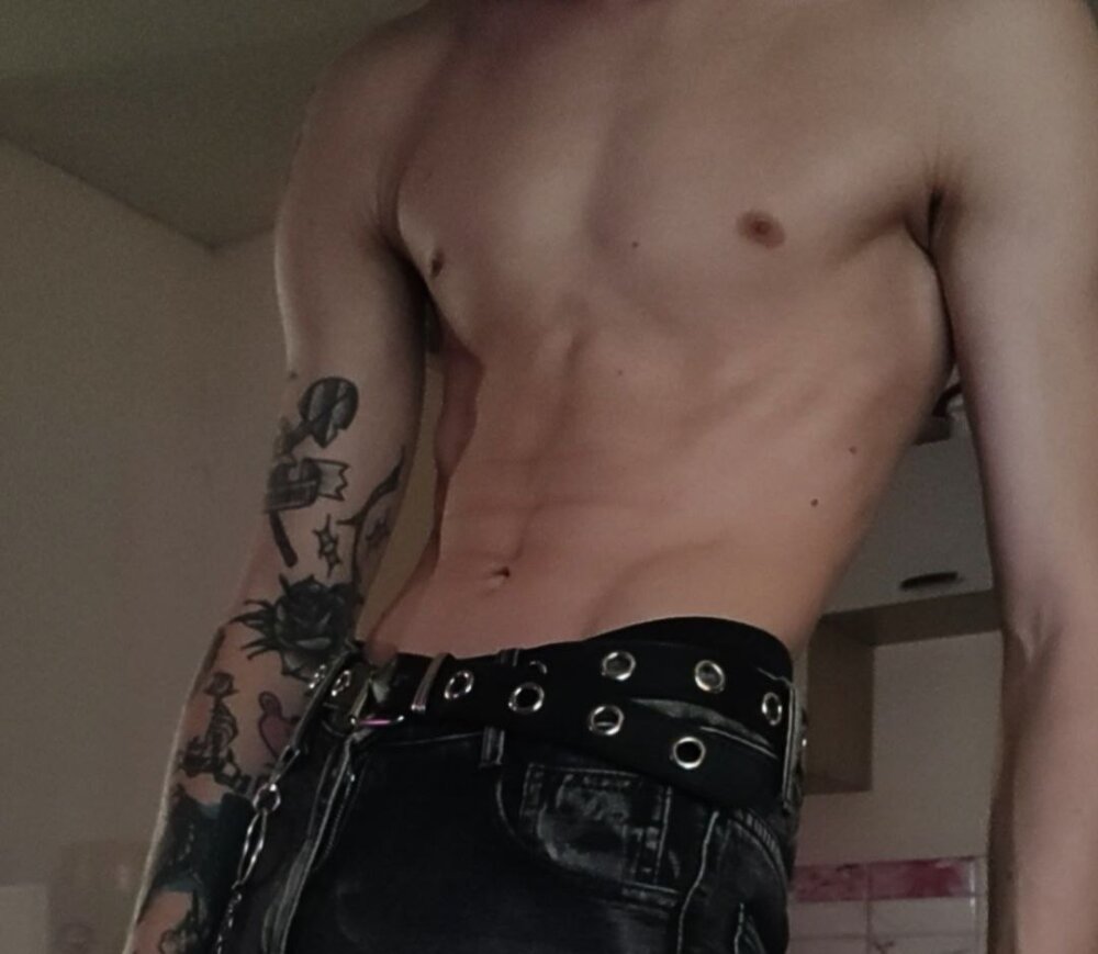 lovelylittlehelll_