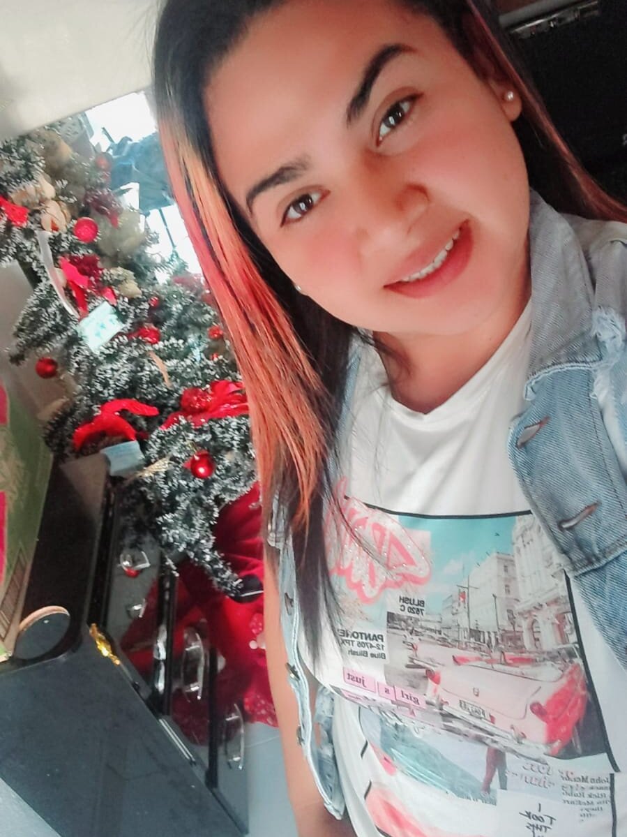 lucianaa_25