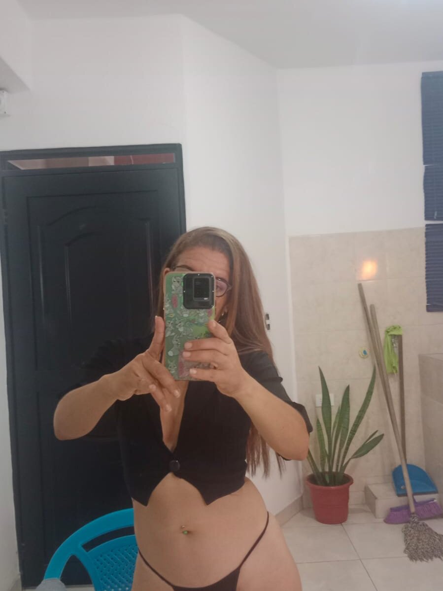 mommy_dirty_squirts