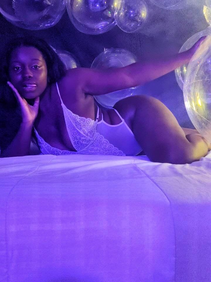 nahomi_bigass