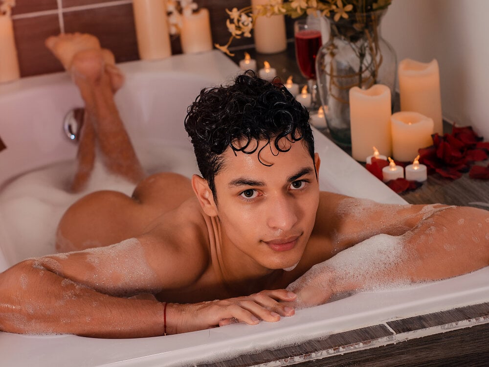 noahangell