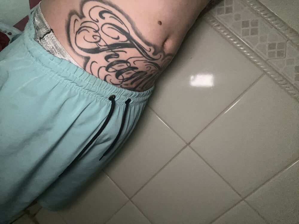 novinhotatuado13